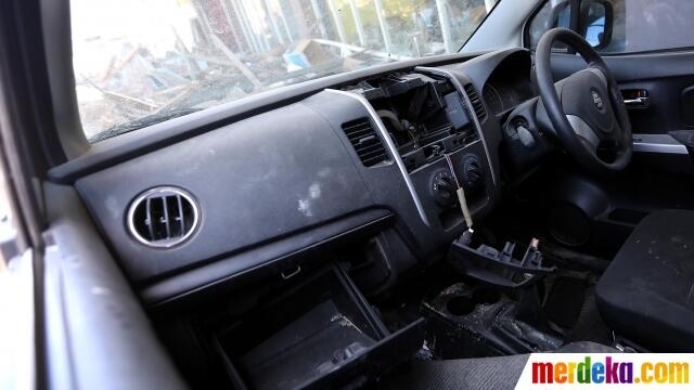 Foto: Menyedihkan, begini potret mobil korban gempa Palu yang dijarah