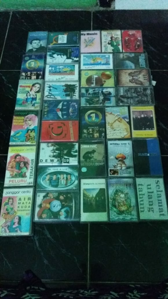 &#91;MUSICOC&#93; #Collection Roman Picisan Diantara Koleksi Kaset Lamaku #AslinyaLo