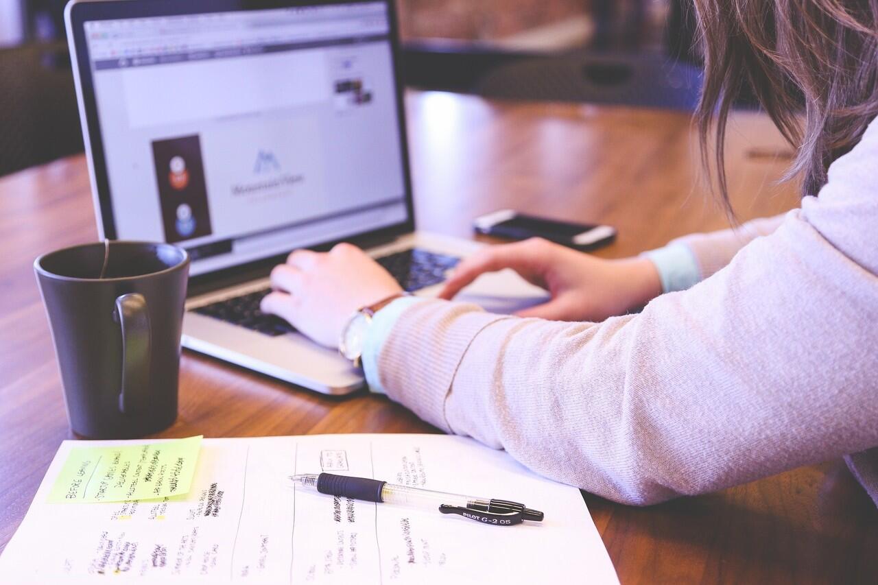 5 Pekerjaan yang cocok untuk karyawan kantoran/sambilan