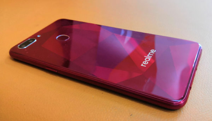 Realme 2 Versi India Sudah dibekali dengan Fitur Face Unlock, Indonesia Gimana?