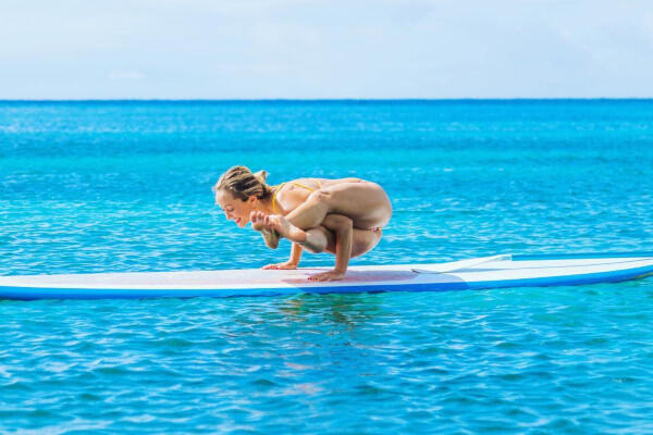 Foto-foto Kino MacGregor, Instruktur Seksi Yoga Ashtanga