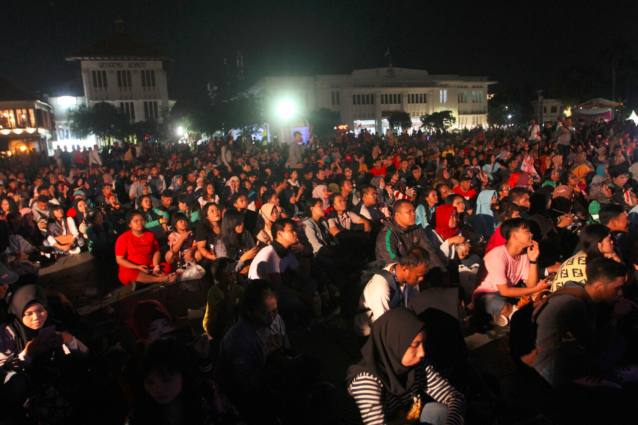 Intip Kemeriahan Meet and Greet Pemain Film '3 Dara 2' Nih Gan!
