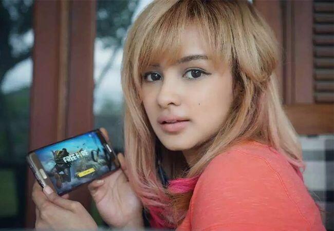 5 Atlet eSport Manis yang Bisa Hajar Agan di Ranj* Uppss!! Map