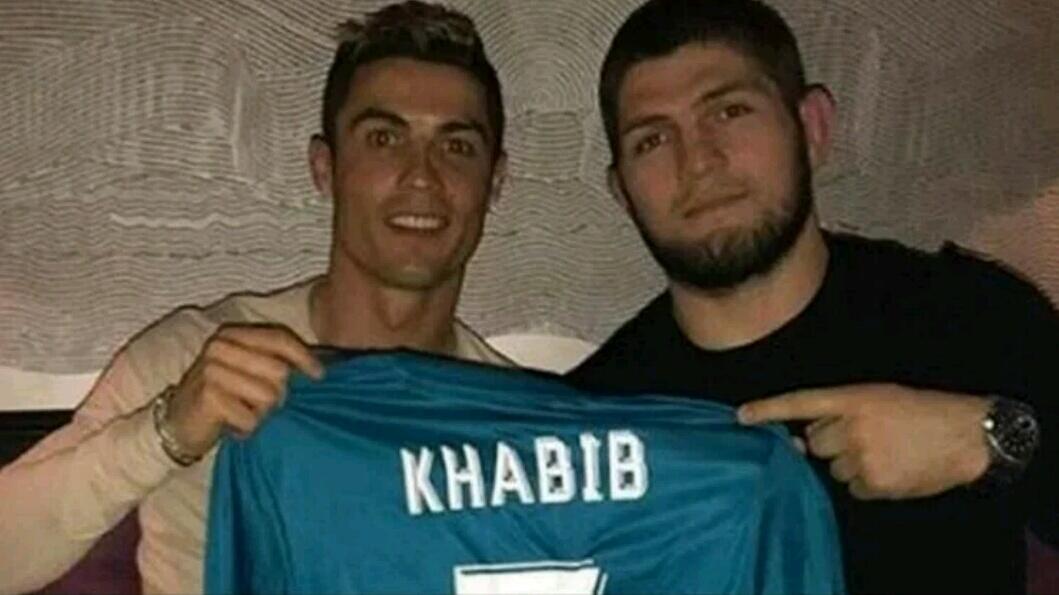4 Fakta Khabib, Petarung Muslim Juara Dunia UFC yang Murka Agamanya Dihina