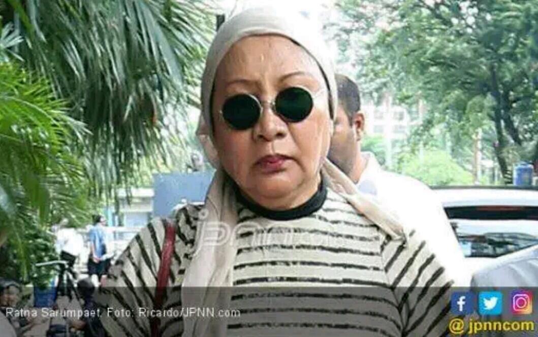 Sulit Dipercaya Ratna Operasi Plastik demi Mempercantik Diri