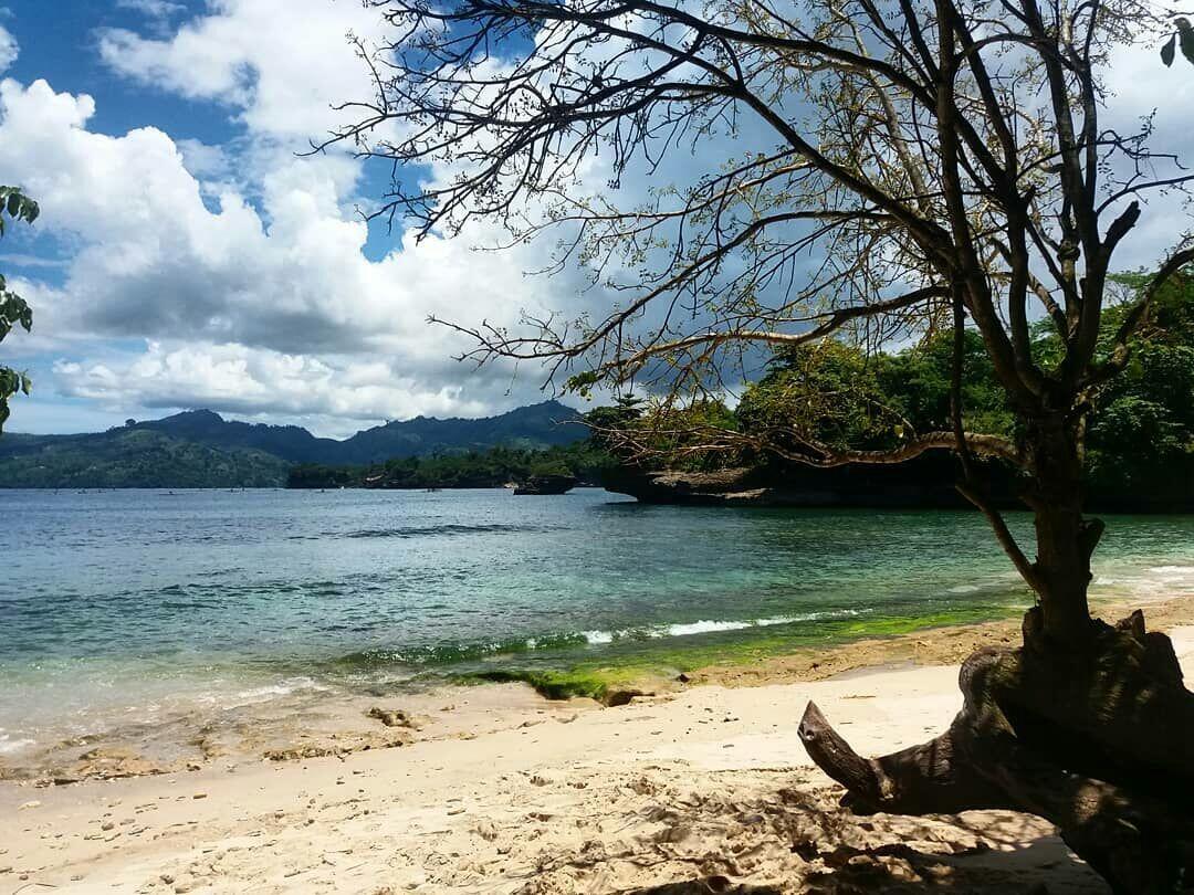 Mengintip Pesona Pantai Coro, Bagai Surga di Tulungagung