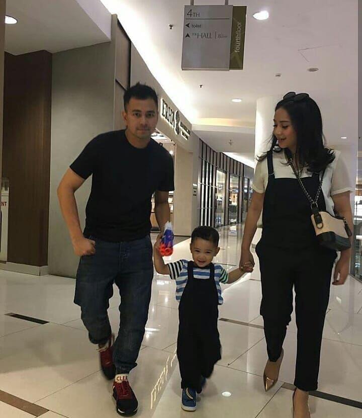 Gak lebay, Inilah 10 Penampilan Sederhana Nagita Slavina Sehari-hari