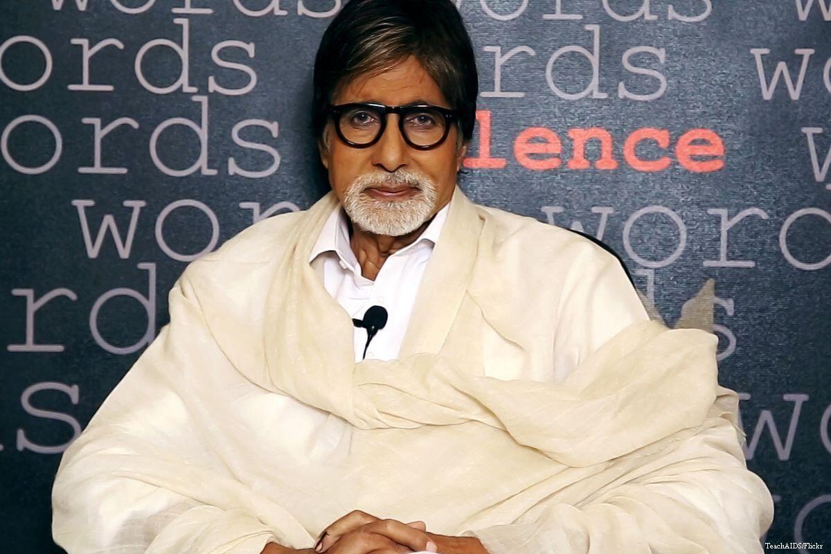 Hampir 50 Tahun Berkarier, Ini 10 Akting Terbaik Amitabh Bachchan