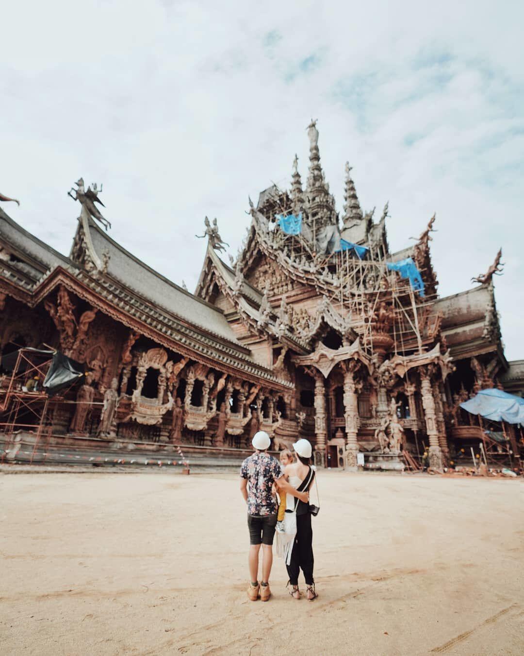 10 Destinasi Liburan Keren alsa Ringgo-Sabai, Traveling Goals Banget