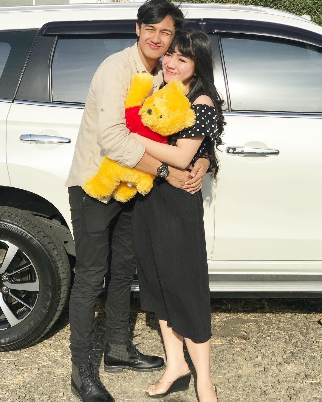 Berponi, 10 Potret Felicya Angelista yang Makin Imut dan Awet Muda
