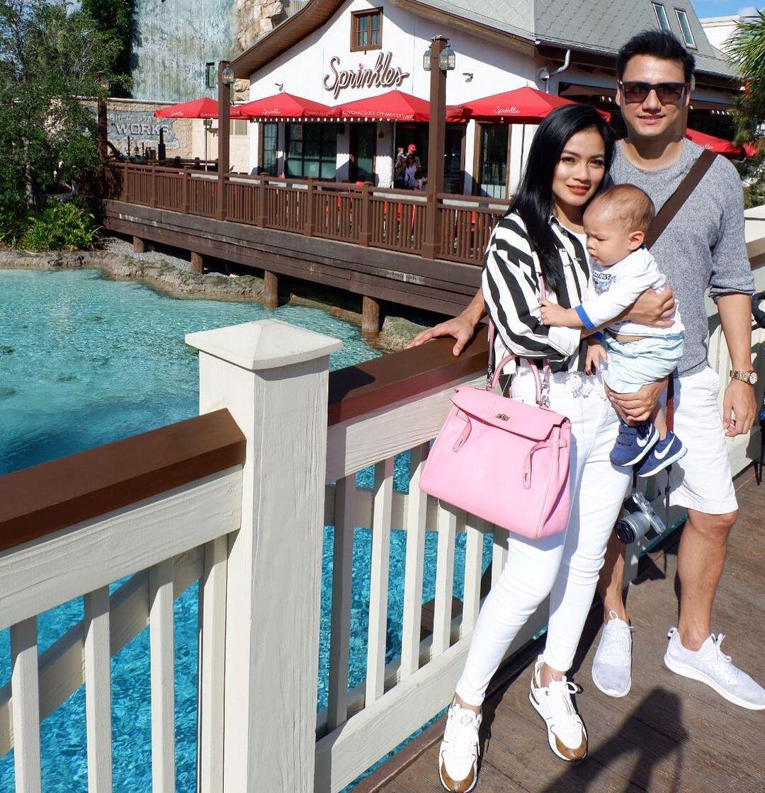 10 Destinasi Liburan Mewah ala Keluarga Titi Kamal & Christian Sugiono