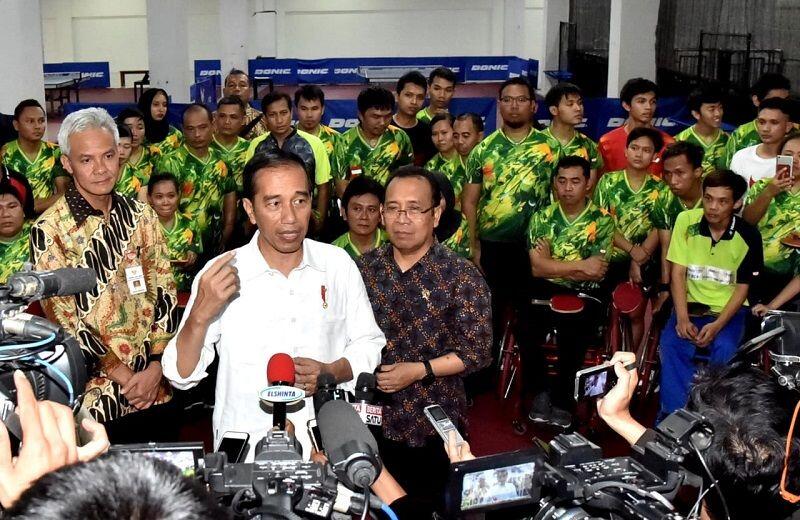 Jokowi Blak-blakan Soal Tudingan Pemimpin Zalim dan Antek Asing