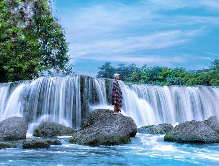 5 Air Terjun Terdekat dari Jakarta Ini Dijamin Bikin Adem Pikiran