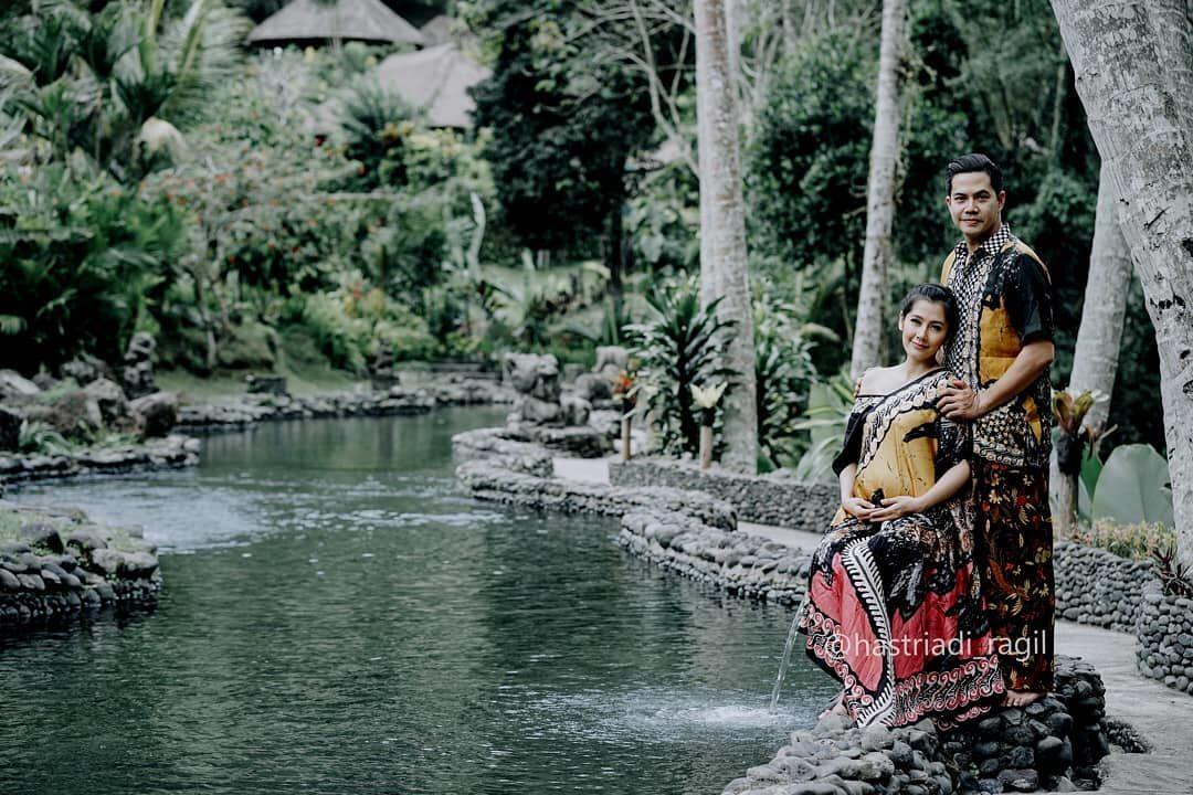 Manis Banget, Ini 10 Potret Babymoon Ardina Rasti & Arie di Bali