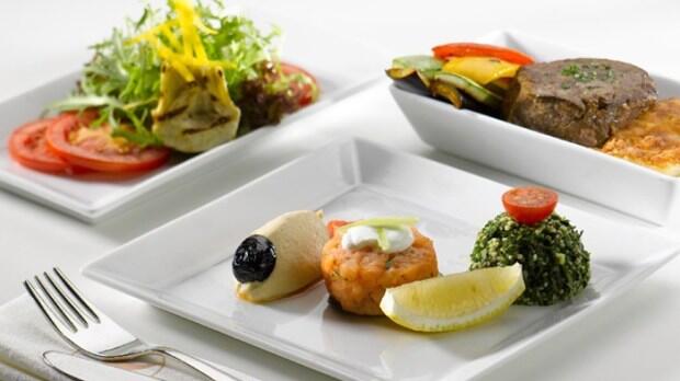 10 Makanan Mewah dan Lezat Ini Hanya Disajikan di Pesawat First Class