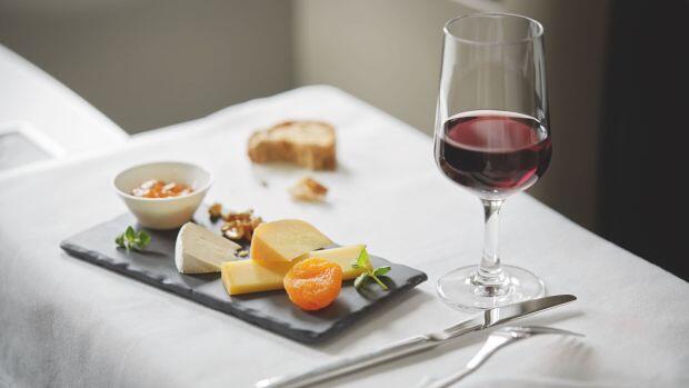 10 Makanan Mewah dan Lezat Ini Hanya Disajikan di Pesawat First Class