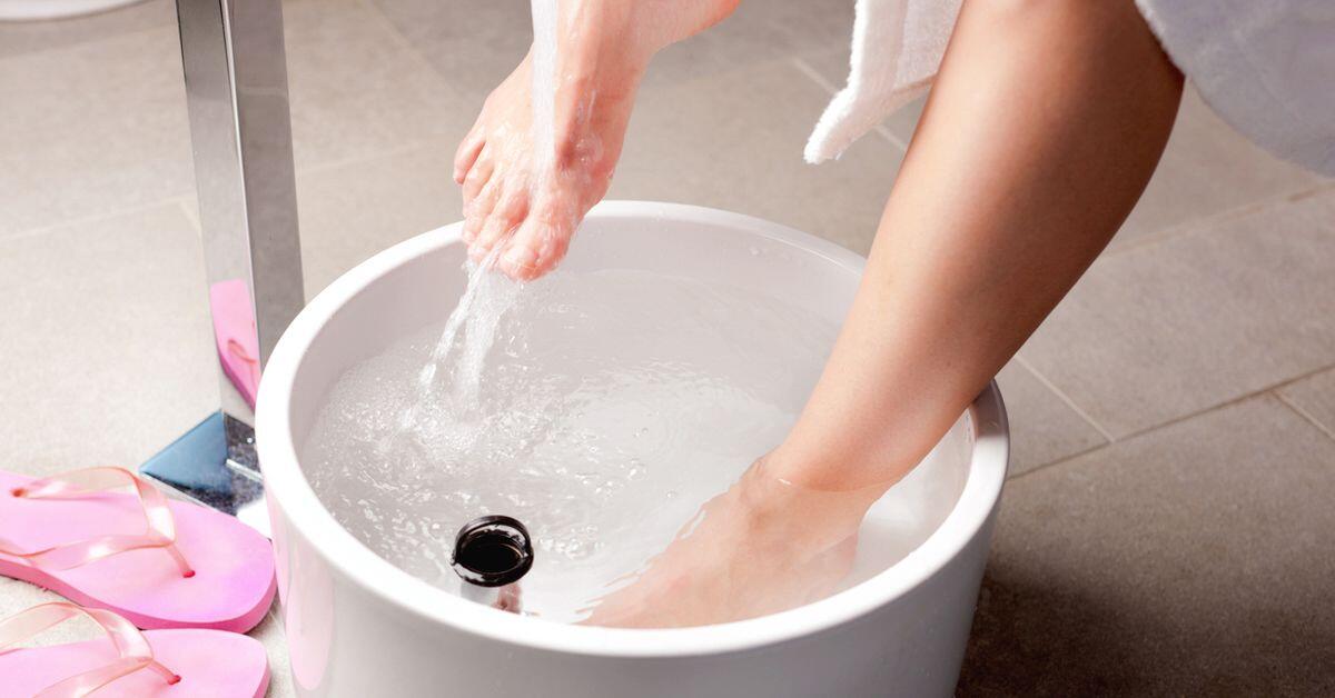 Akali Kuku Jari Kaki yang Tumbuh ke Dalam dengan 5 Cara Ampuh Ini