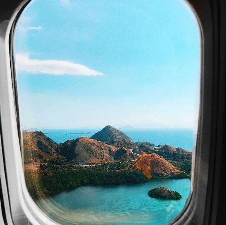 14 Potret Keindahan Pulau Keren dari Jendela Pesawat, Bikin Iri!