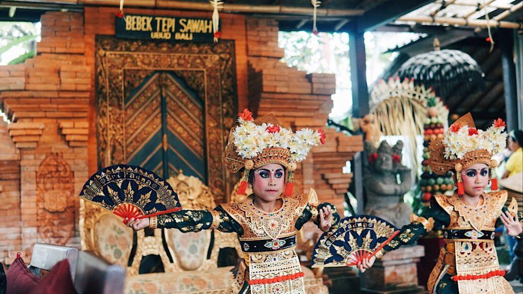 Kuliner Bebek Panggang Top versi Ane Loh Ya