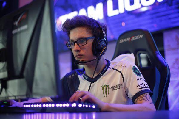 5 pemain esport moba dengan hero andalannya