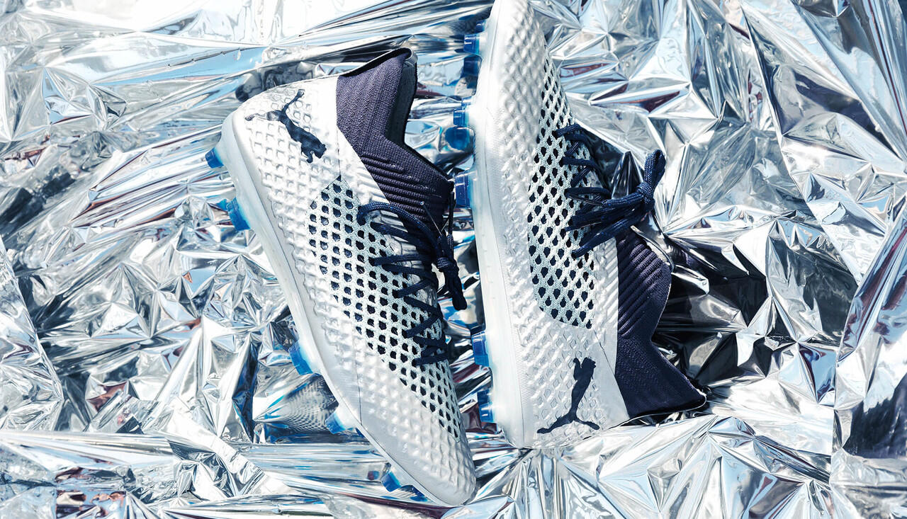 PUMA Future 2.1 Milik Suarez dan Griezmann Resmi 'Merumput'