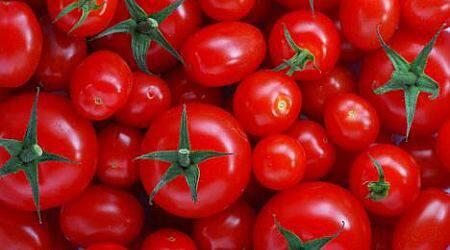 WOW Buah-Buahan Ini Memiliki Warna Merah Lho Gan