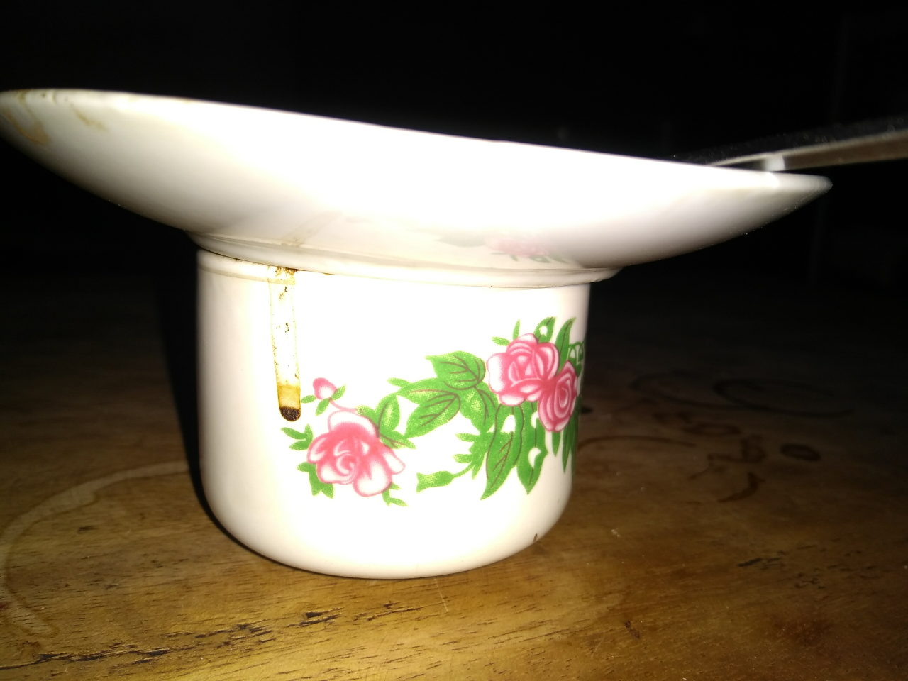 3.Kelakuan Ngeselin Dan Nyebelin Smoker Mania