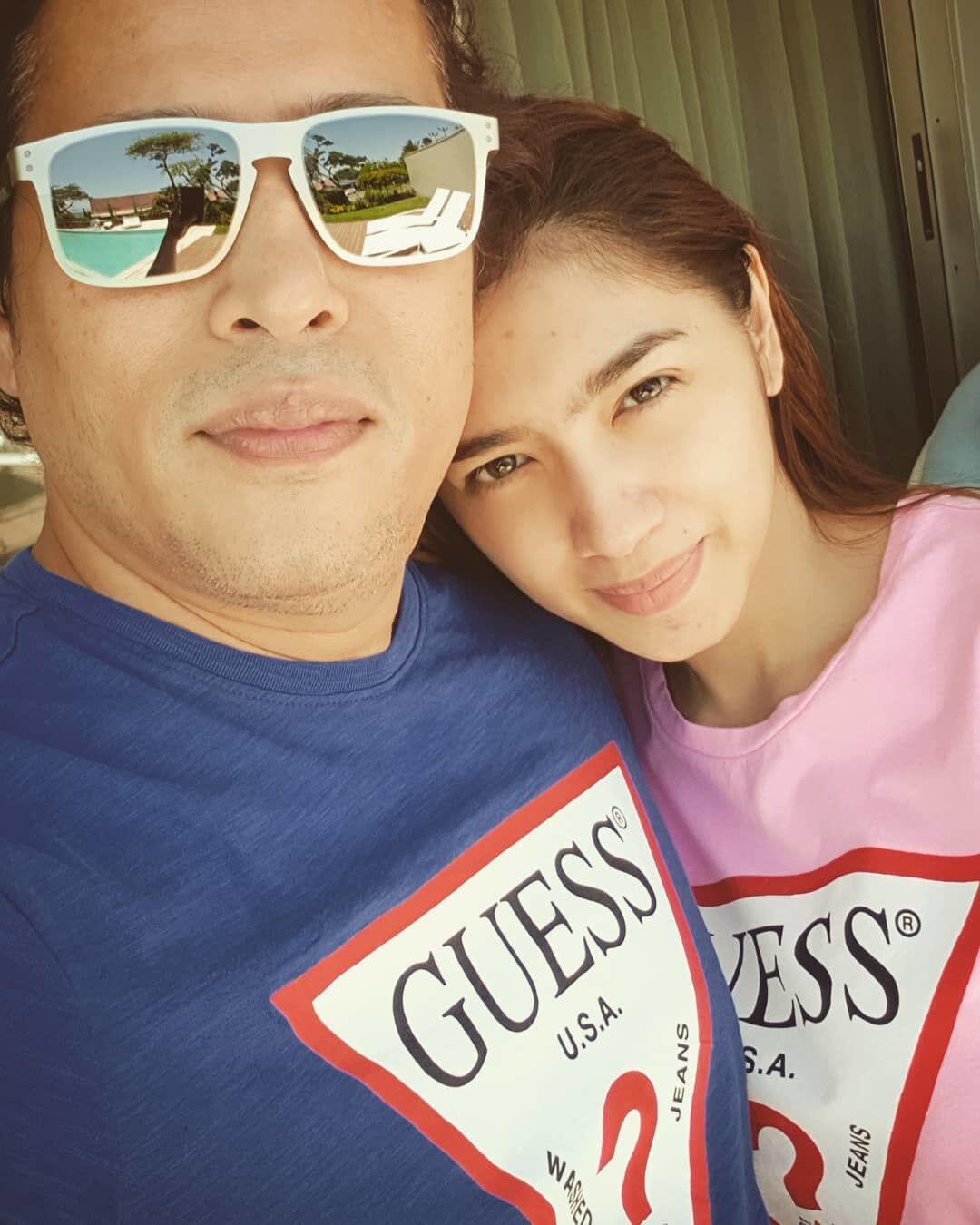Go Public, 10 Potret Mesra Angel Karamoy dan Jose Poernomo