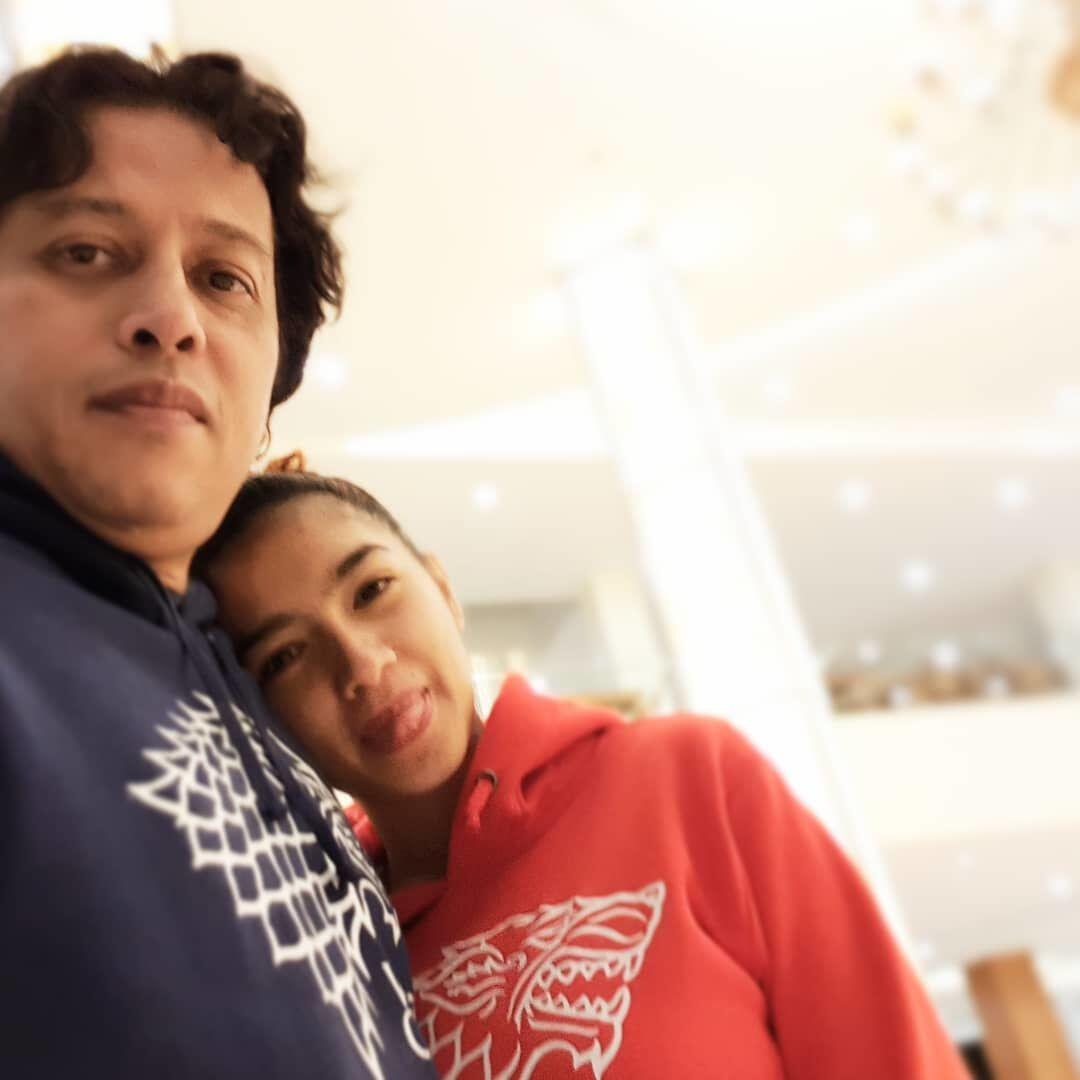 Go Public, 10 Potret Mesra Angel Karamoy dan Jose Poernomo