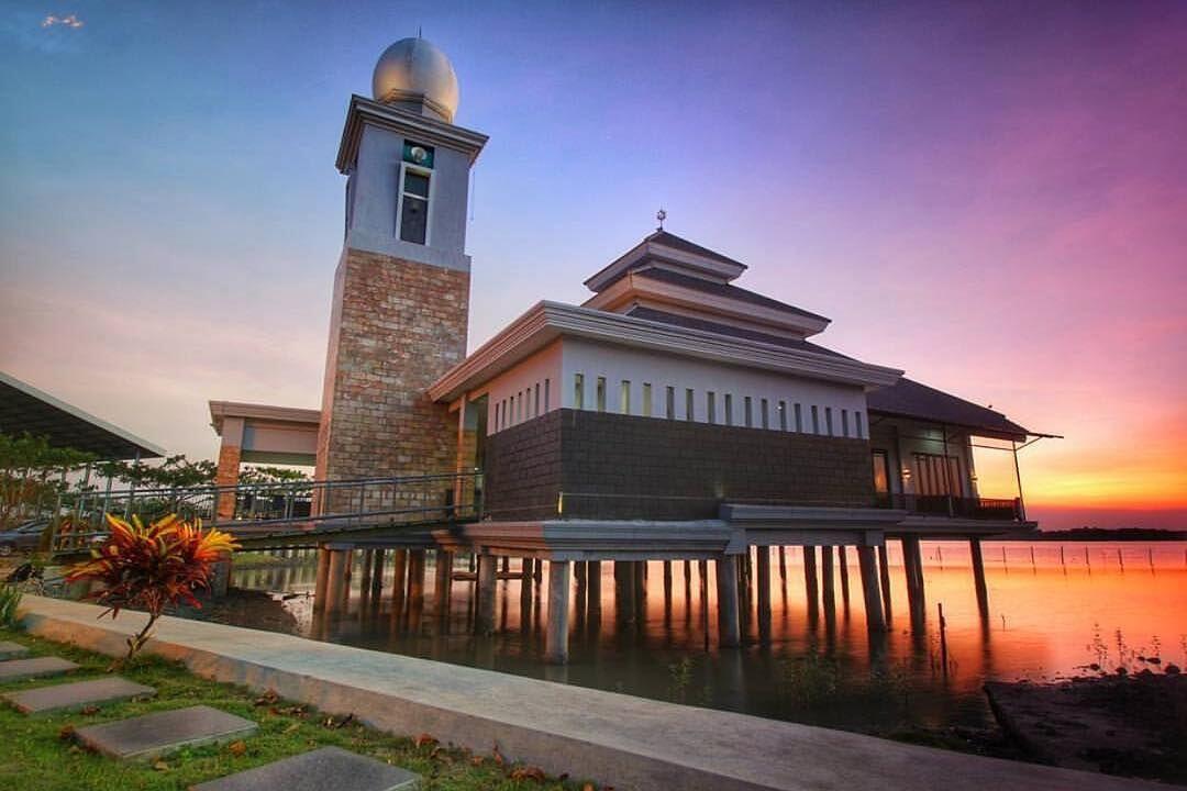 7 Wisata Religi di Surabaya Ini Dijamin Bikin Liburan & Hatimu Adem