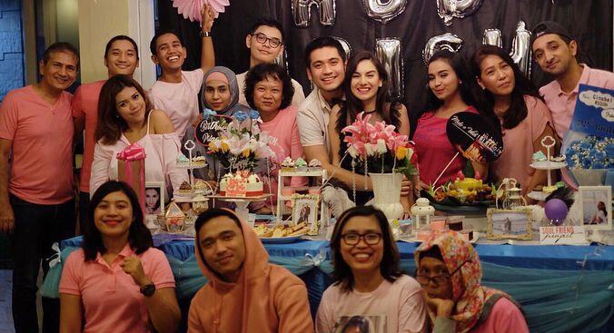 10 Potret Sean Ivan De Beule, Adik Irish Bella yang Curi Perhatian