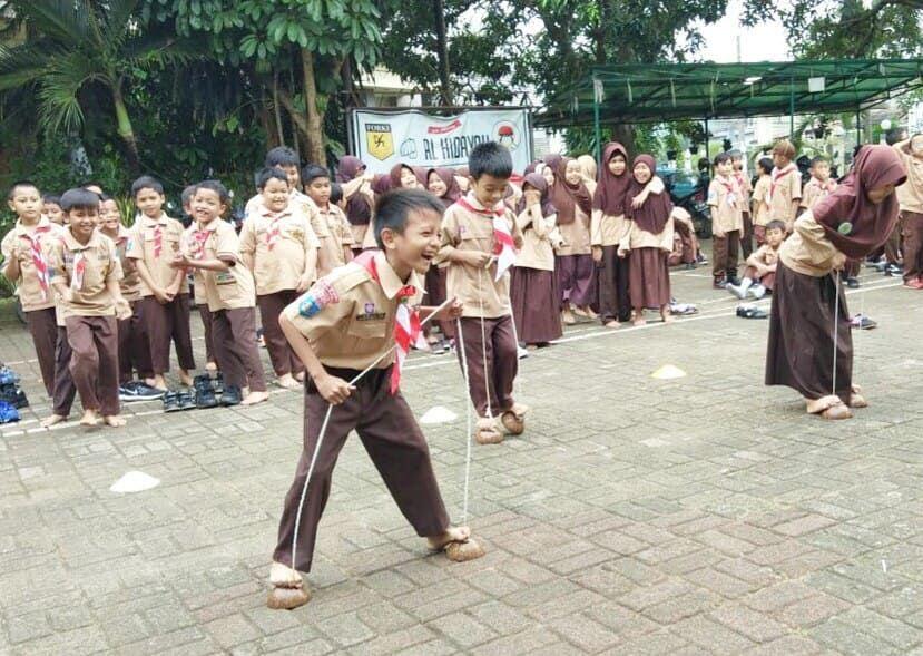 7 Mainan Ini, Bukti Generasi 90an Punya Daya Kreativitas Tinggi Lho!