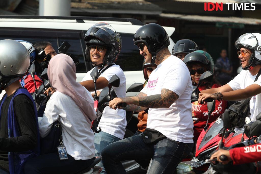 Macho Banget, 9 Gaya Adipati Hingga Tora Sudiro Saat Konvoi Motor