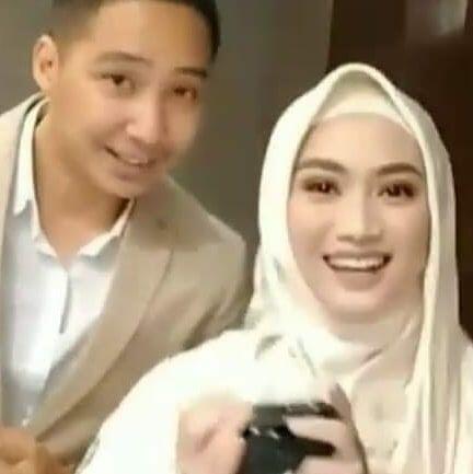 8 Potret Mesra Pre Wedding Melody eks JKT48, Siap-siap Patah Hati!