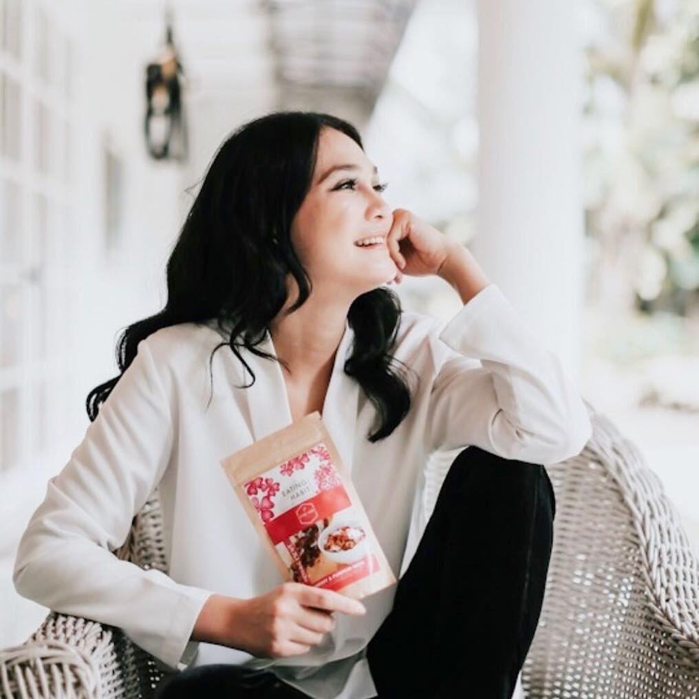 5 Bisnis Luna Maya yang Jadi Sumber Pundi Rupiahnya, Kece & Inspiratif