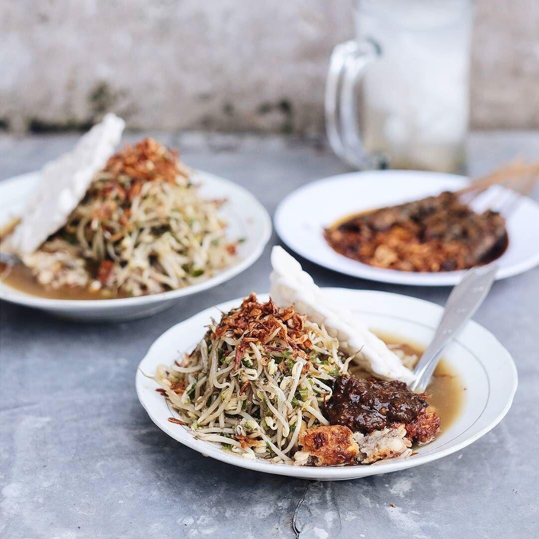 Icip 5 Menu Lontong Legendaris di Surabaya, Enaknya Pol!