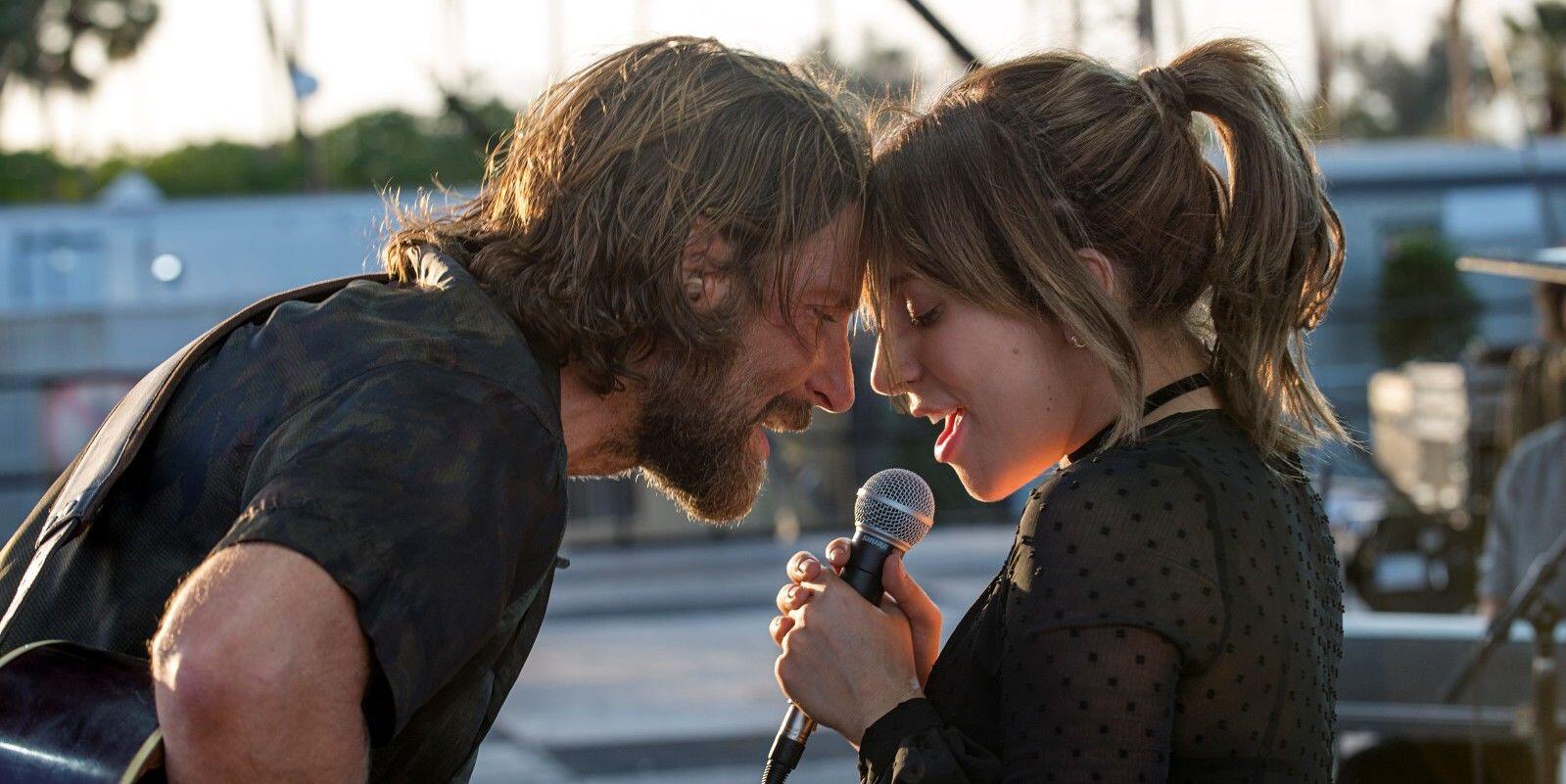 10 Potret Kemesraan Lady Gaga-Bradley Cooper di Film A Star Is Born