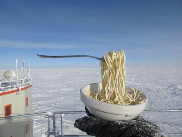 Viral! Mie Instant dan Telor Ceplok ini MEMBEKU Hanya Dalam Hitungan DETIK