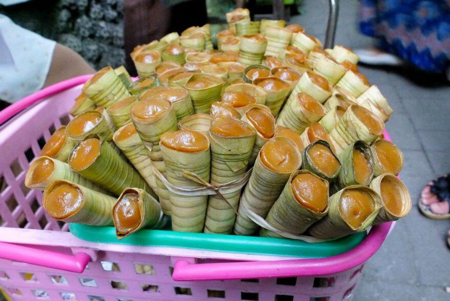 Selain Daun Pisang, 6 Daun Ini Juga Digunakan untuk Bungkus Makanan