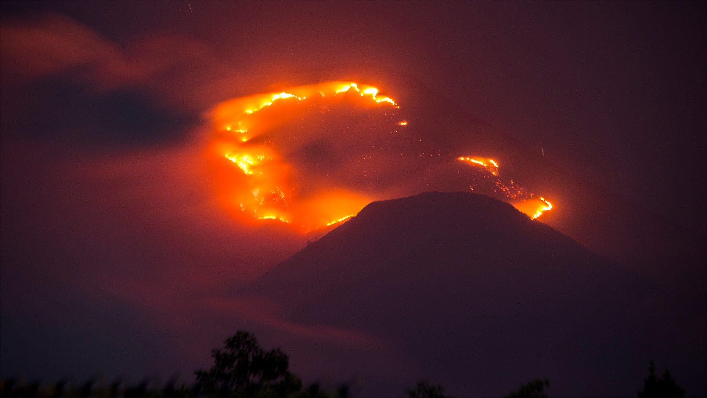 10 Gunung yang Terbakar Sepanjang Tahun Ini, Kondisinya Bikin Sedih