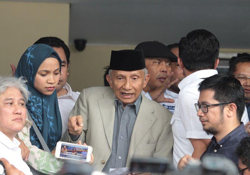 Amien Rais Minta Jokowi Copot Kapolri, Ini Sindiran Sekjen PDIP