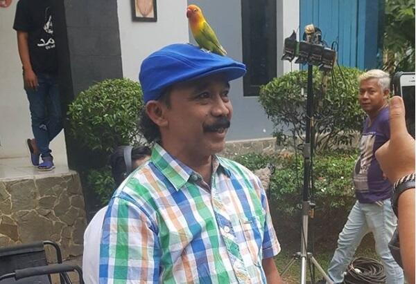 Bukan Cuma Rhoma Irama, Artis-artis Ini Ngaku Punya Istri Lebih dari Satu