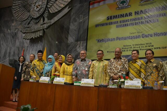 Guru Merupakan Pahlawan Bangsa