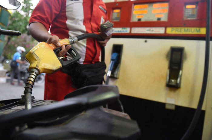 Misteri arahan naik dan tunda harga Premium