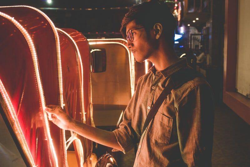 9 Kesalahan yang Membuat Orang Mengganggapmu Tidak Pantas