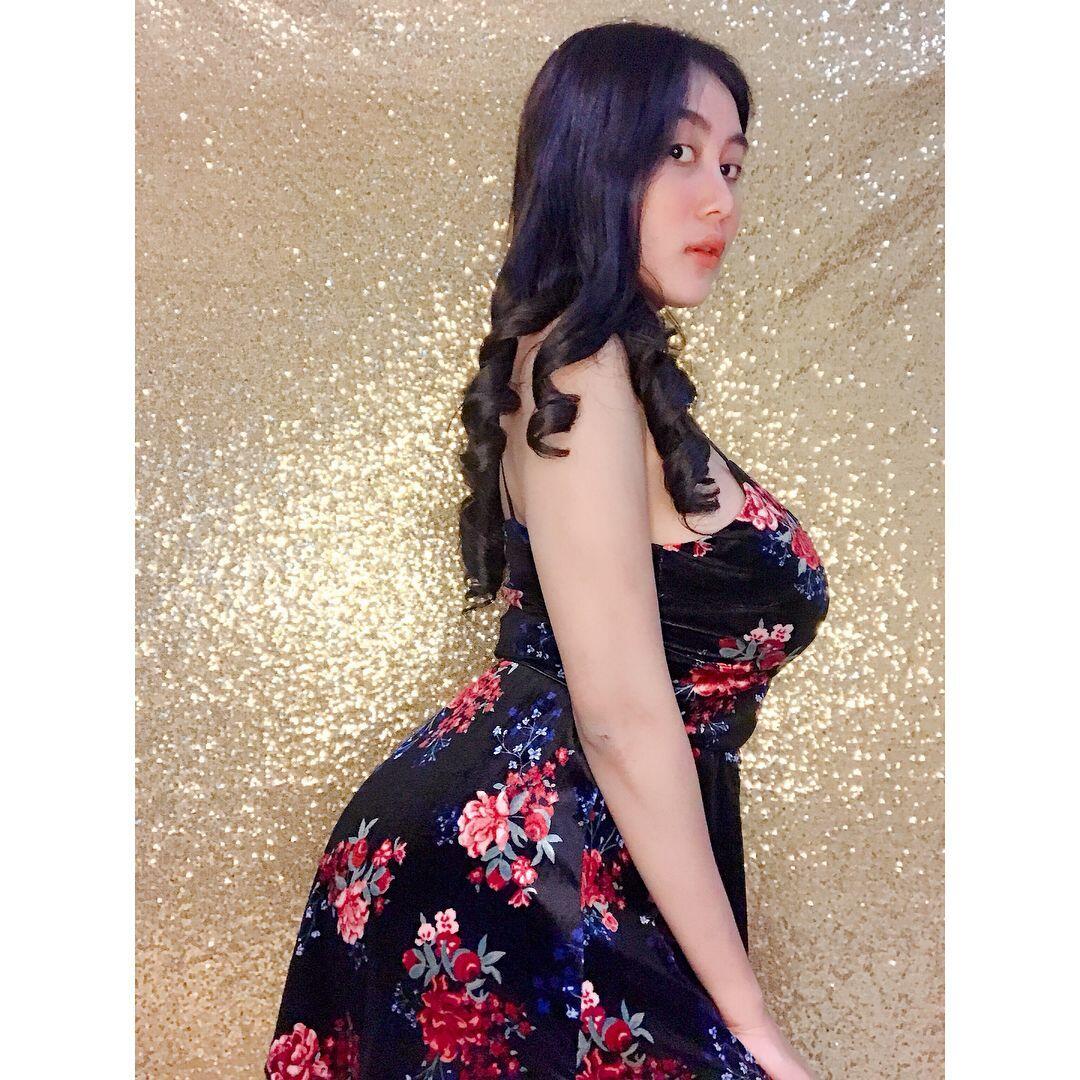 10 Foto Terbaru Pamela Safitri Duo Serigala, Bikin Susah Fokus