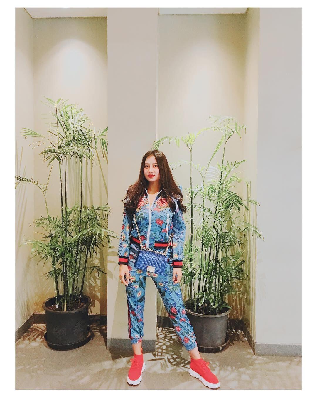 10 Foto Terbaru Pamela Safitri Duo Serigala, Bikin Susah Fokus