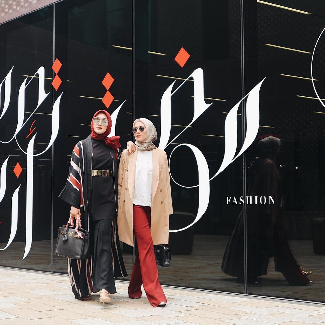 Adu Gaya Dian Pelangi Vs Mega Iskanti, Glamour & Elegan Berbalut Hijab