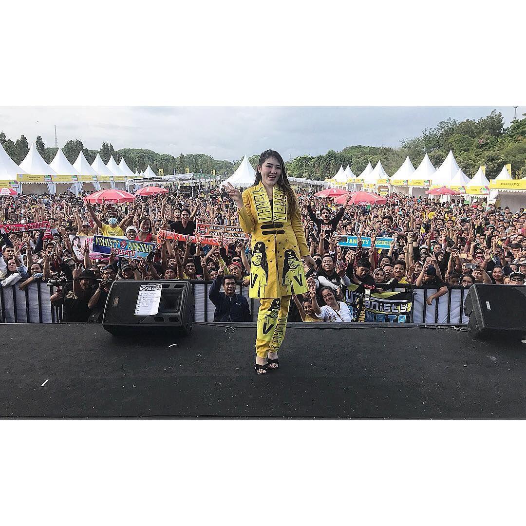 10 Cover Lagu Pop ala Via Vallen, Jadi Pengen Ikutan Goyang