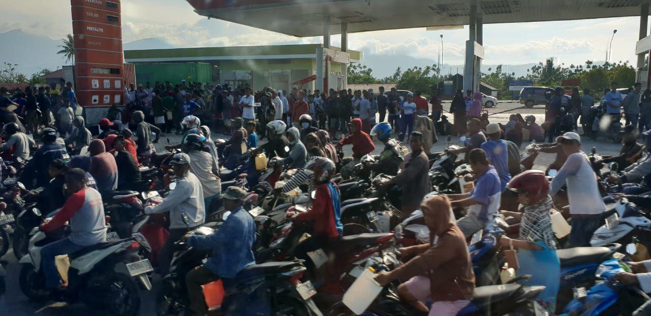 Ini Alasan Jokowi Batalkan Kenaikan Premium Dalam Hitungan Menit